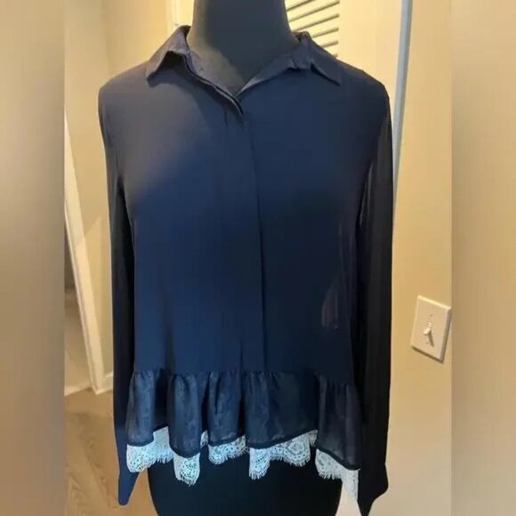 H&M Navy Blouse US 6 NWT White Lace Trimming - Picture 1 of 4
